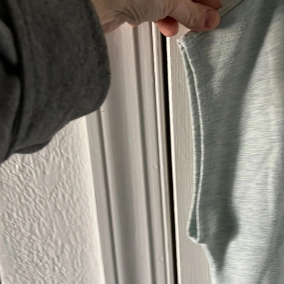 Westbound women’s blouse - Picture 2 of 5